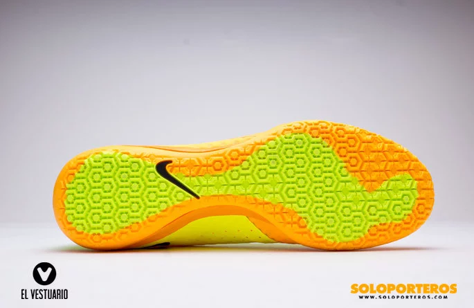 post card Nike-Elastico-Finale-III-IC (11).webp